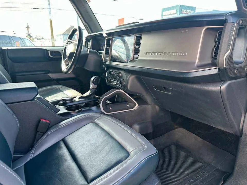 2022 Ford Bronco 6th Gen - Image 13 of 19