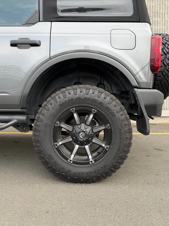 2022 Ford Bronco 6th Gen - Image 12 of 13