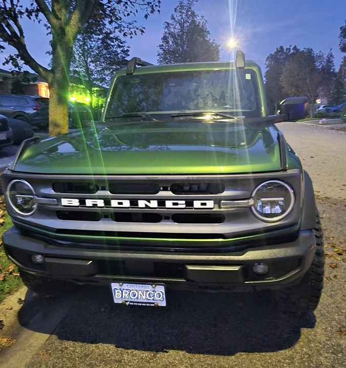 2022 Ford Bronco 6th Gen - Image 2 of 15