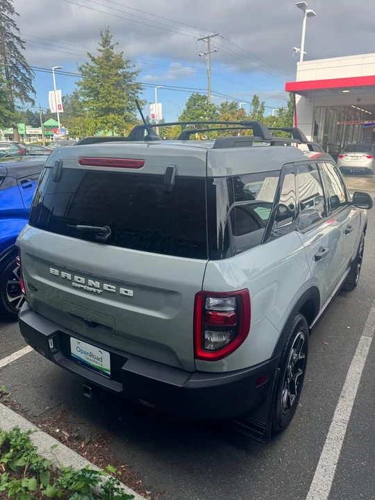2022 Ford Bronco 6th Gen - Image 4 of 9