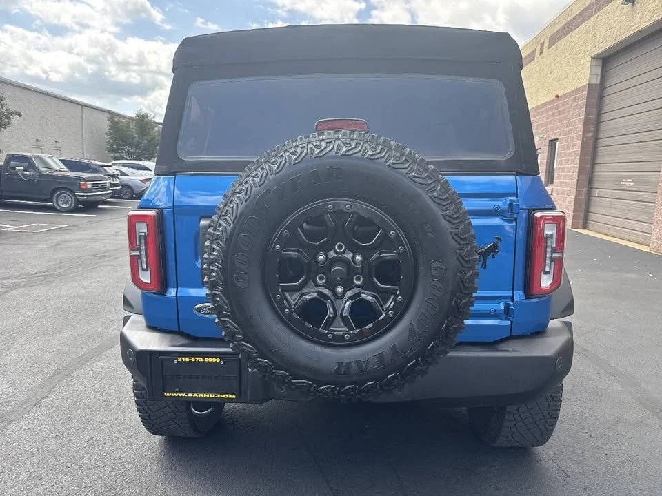 2022 Ford Bronco 6th Gen - Image 18 of 19