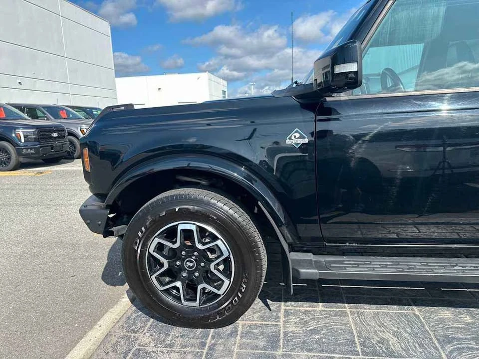 2022 Ford Bronco 6th Gen - Image 9 of 19