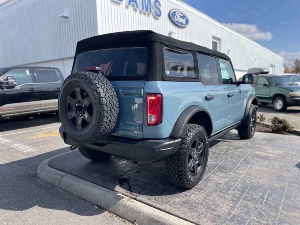 2022 Ford Bronco 6th Gen - Image 3 of 16