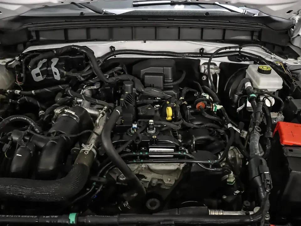 2022 Ford Bronco 6th Gen - Image 5 of 20