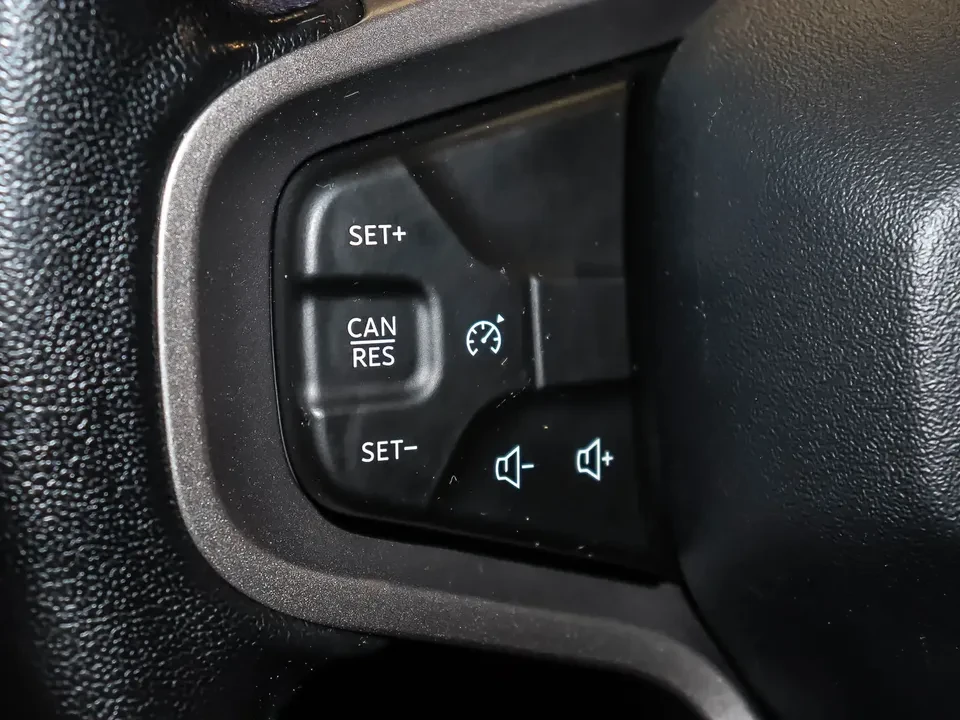 2022 Ford Bronco 6th Gen - Image 16 of 20