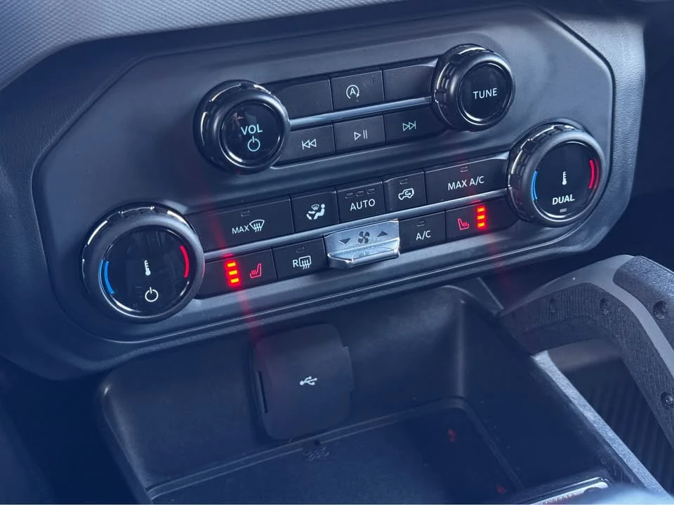 2022 Ford Bronco 6th Gen - Image 13 of 18
