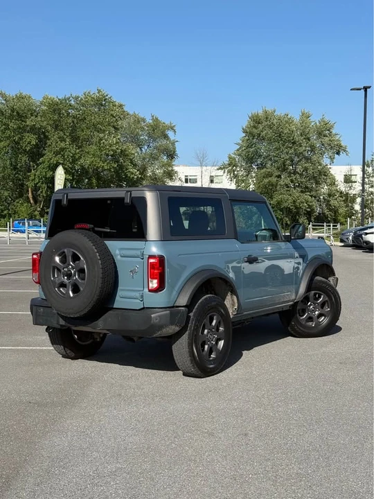 2022 Ford Bronco 6th Gen - Image 2 of 5