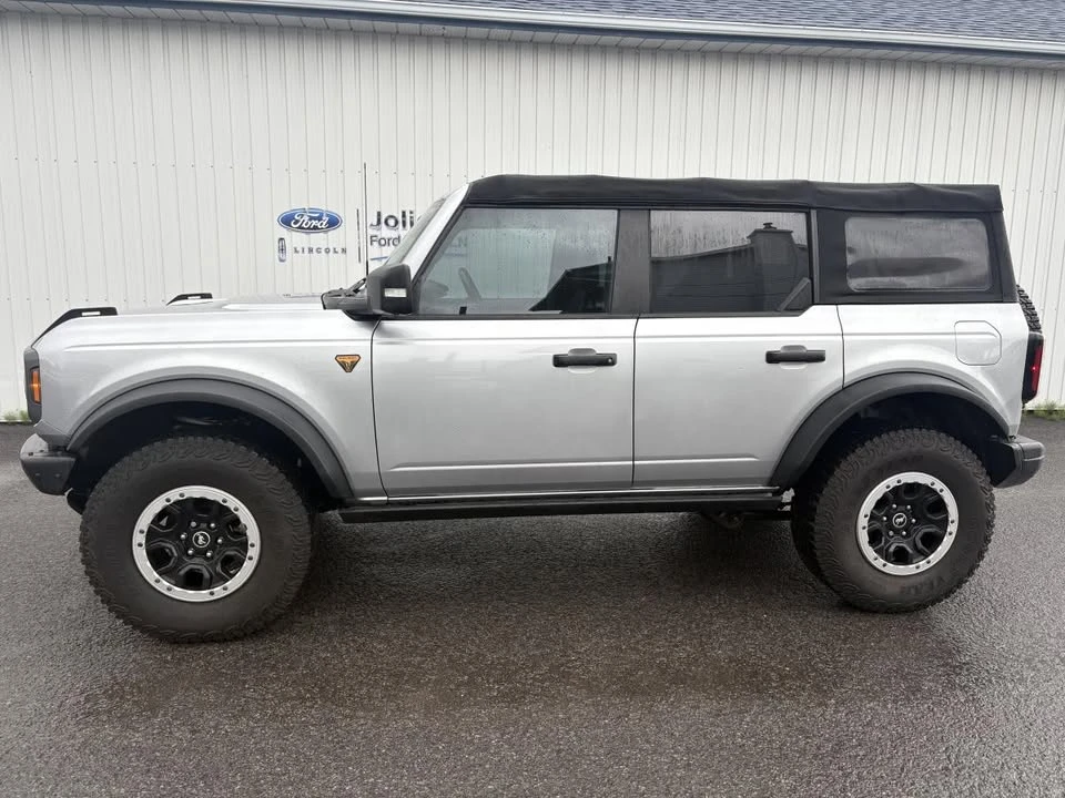 2022 Ford Bronco 6th Gen - Image 2 of 20