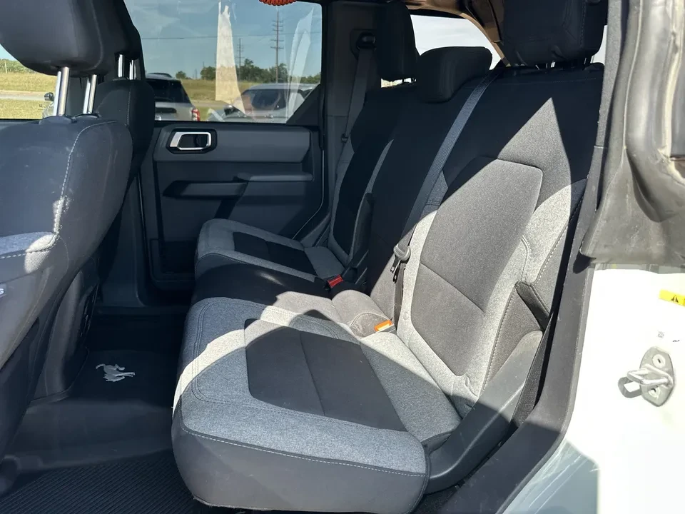 2022 Ford Bronco 6th Gen - Image 5 of 6