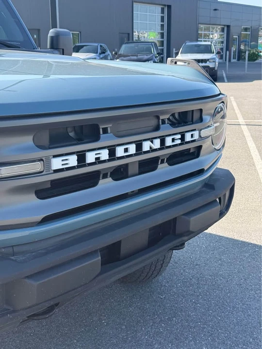 2022 Ford Bronco 6th Gen - Image 4 of 5