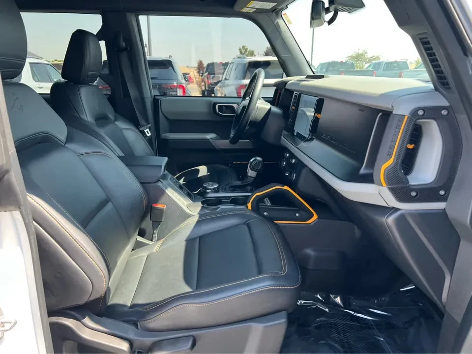 2022 Ford Bronco 6th Gen - Image 17 of 20