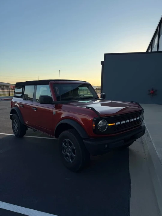 2022 Ford Bronco 6th Gen - Image 2 of 8