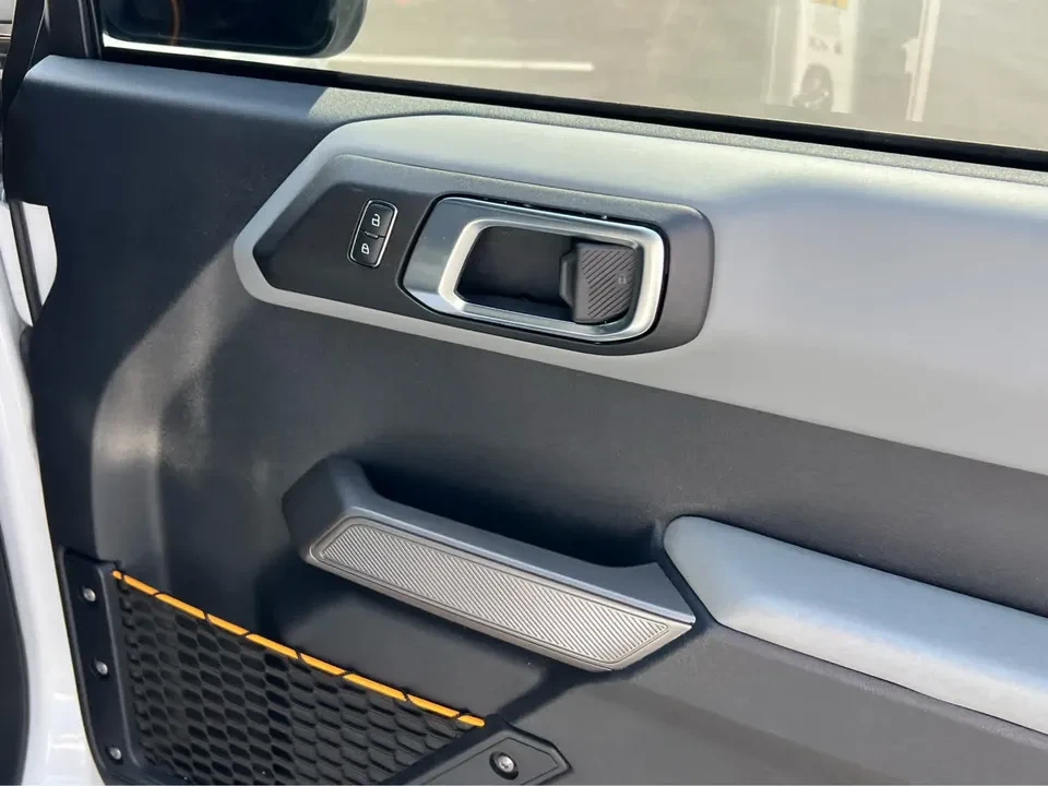 2022 Ford Bronco 6th Gen - Image 19 of 20