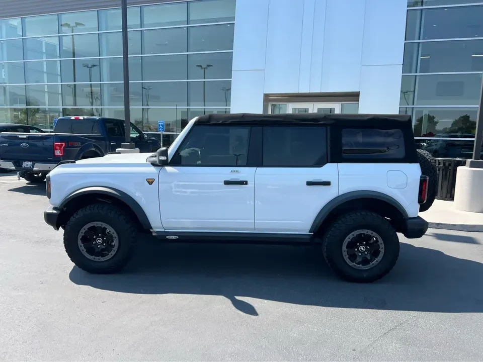 2022 Ford Bronco 6th Gen - Image 12 of 20