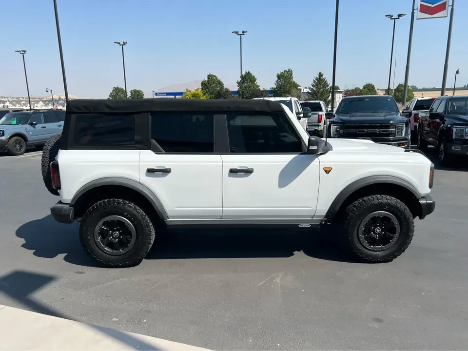 2022 Ford Bronco 6th Gen - Image 6 of 20