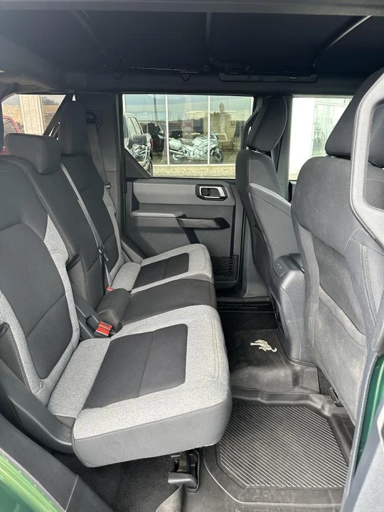 2022 Ford Bronco 6th Gen - Image 8 of 10