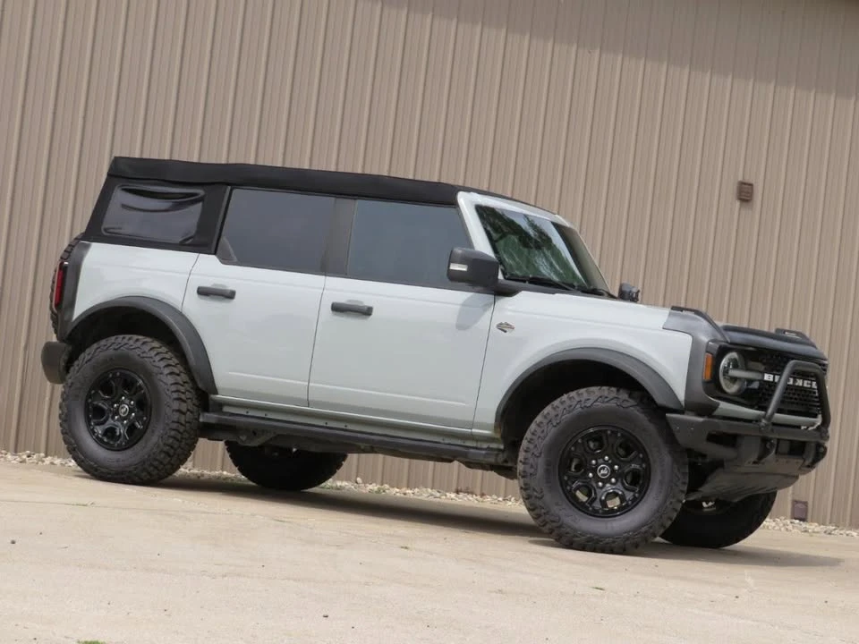 2022 Ford Bronco 6th Gen - Image 2 of 20