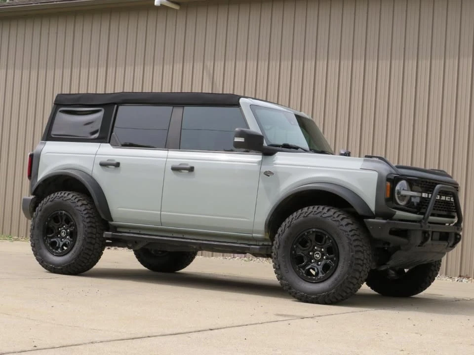 2022 Ford Bronco 6th Gen - Image 10 of 20