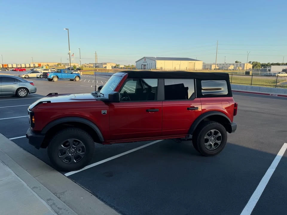 2022 Ford Bronco 6th Gen - Image 4 of 8