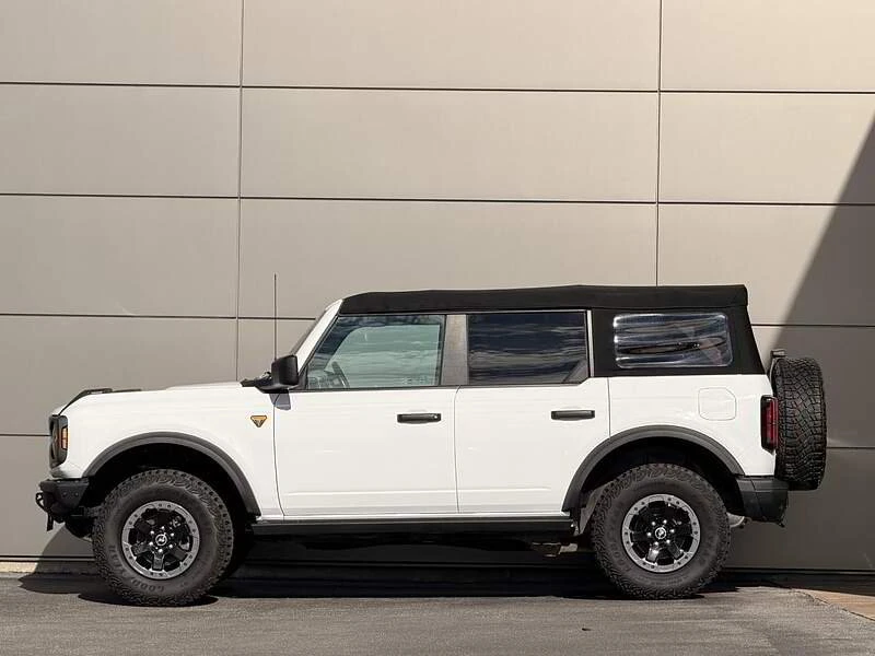 2022 Ford Bronco 6th Gen - Image 3 of 20