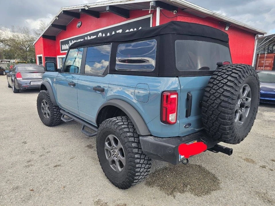 2022 Ford Bronco 6th Gen - Image 3 of 14
