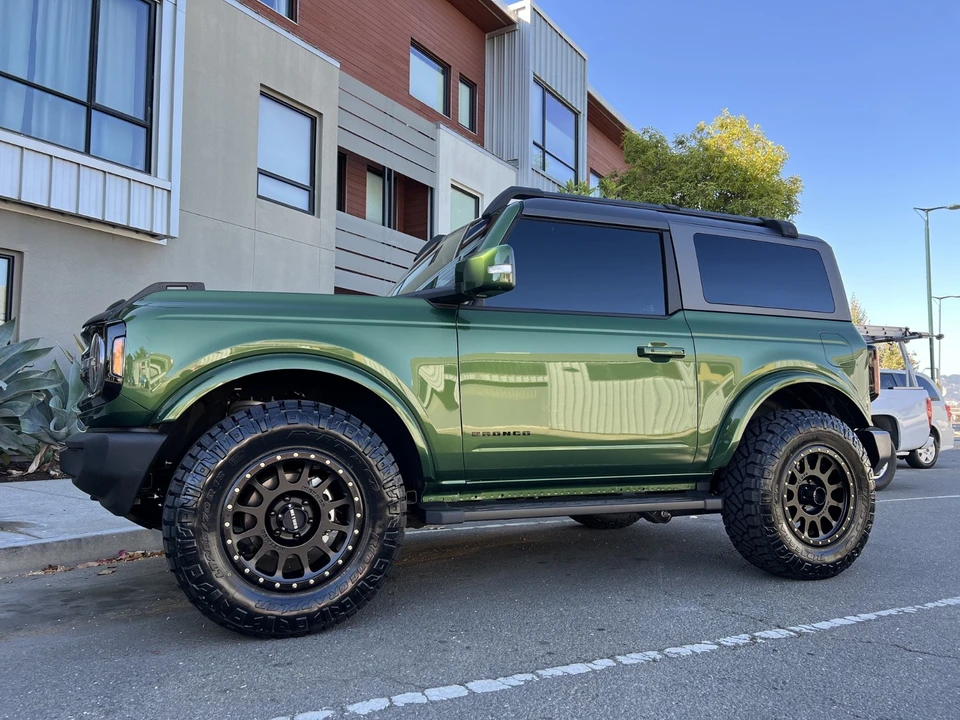 2022 Ford Bronco 6th Gen - Image 2 of 16