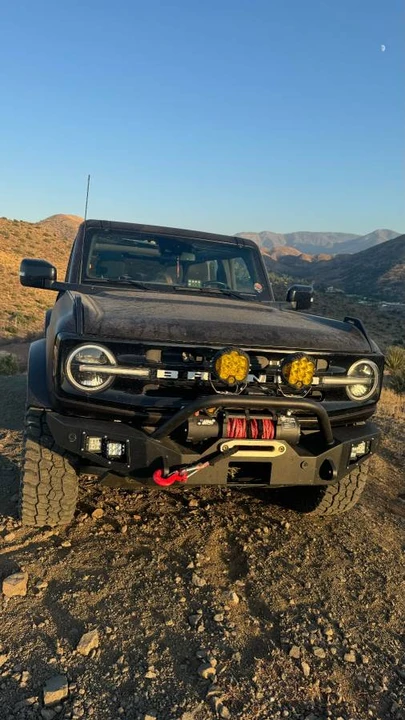2022 Ford Bronco 6th Gen - Image 10 of 12