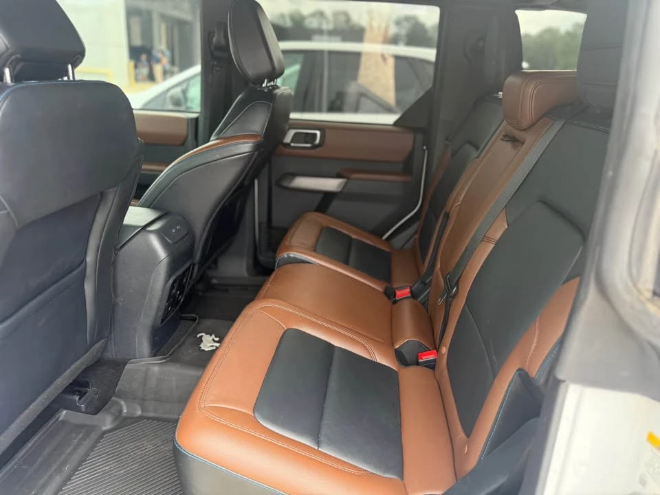 2022 Ford Bronco 6th Gen - Image 9 of 12