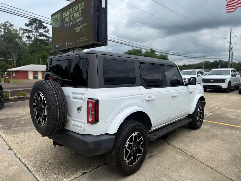2022 Ford Bronco 6th Gen - Image 6 of 12