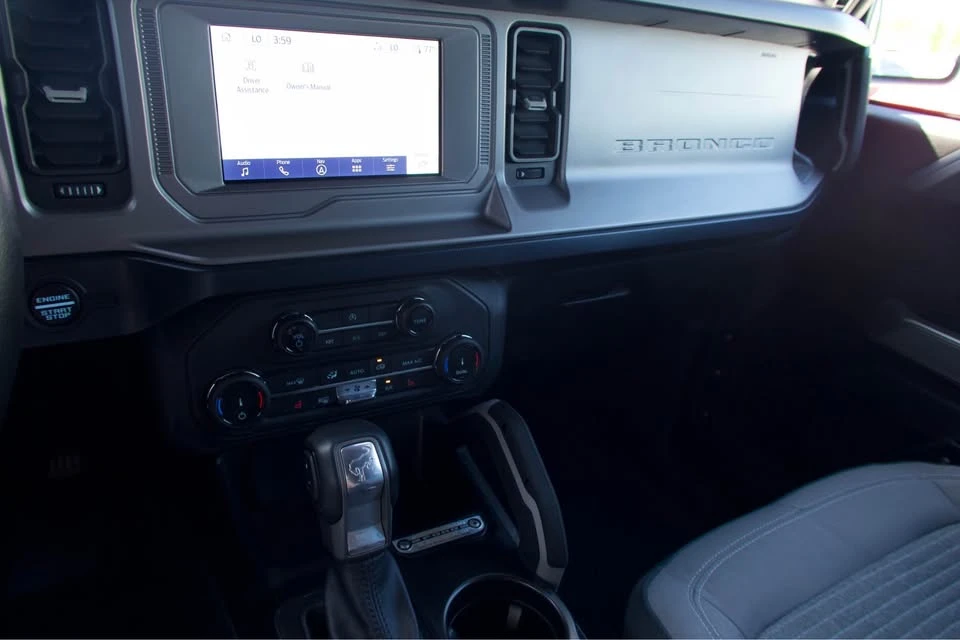 2022 Ford Bronco 6th Gen - Image 12 of 14