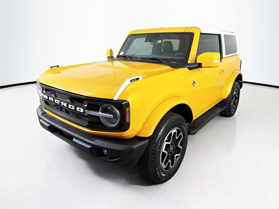 2022 Ford Bronco 6th Gen - Image 3 of 21