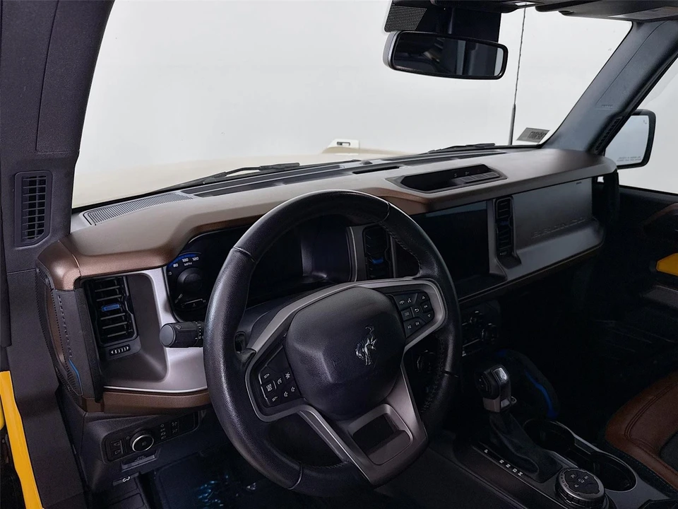 2022 Ford Bronco 6th Gen - Image 9 of 21