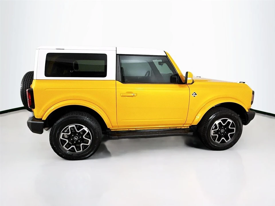 2022 Ford Bronco 6th Gen - Image 8 of 21
