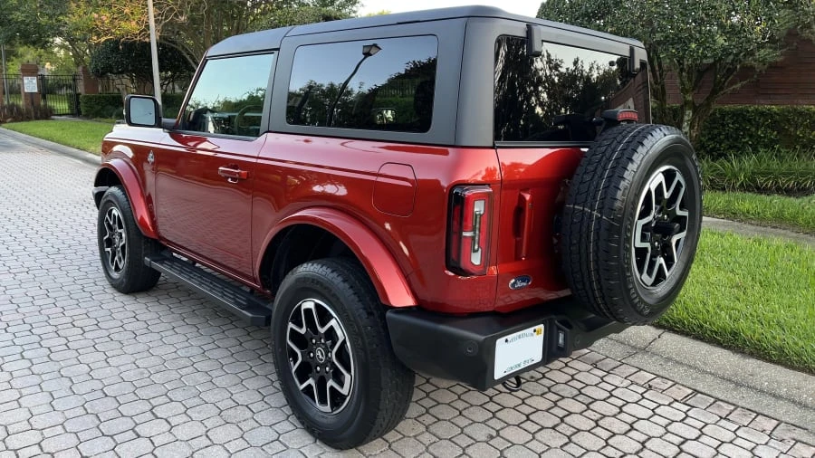 2022 Ford Bronco 6th Gen - Image 2 of 15
