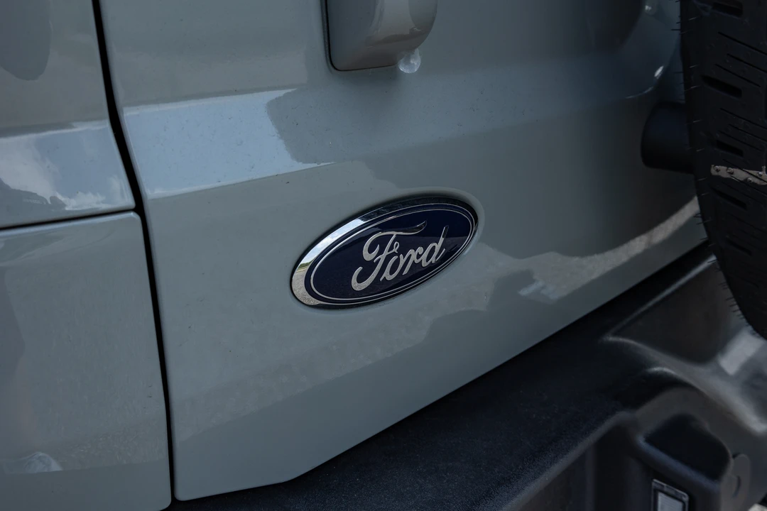 2022 Ford Bronco 6th Gen - Image 15 of 31