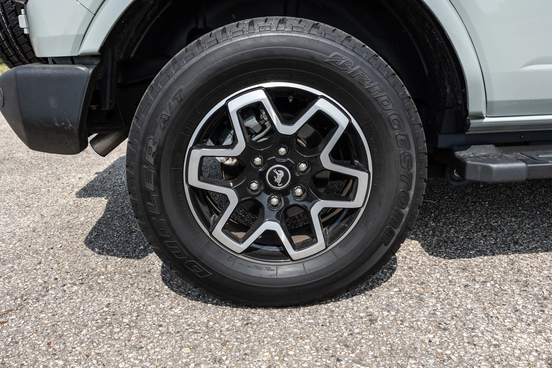 2022 Ford Bronco 6th Gen - Image 22 of 31