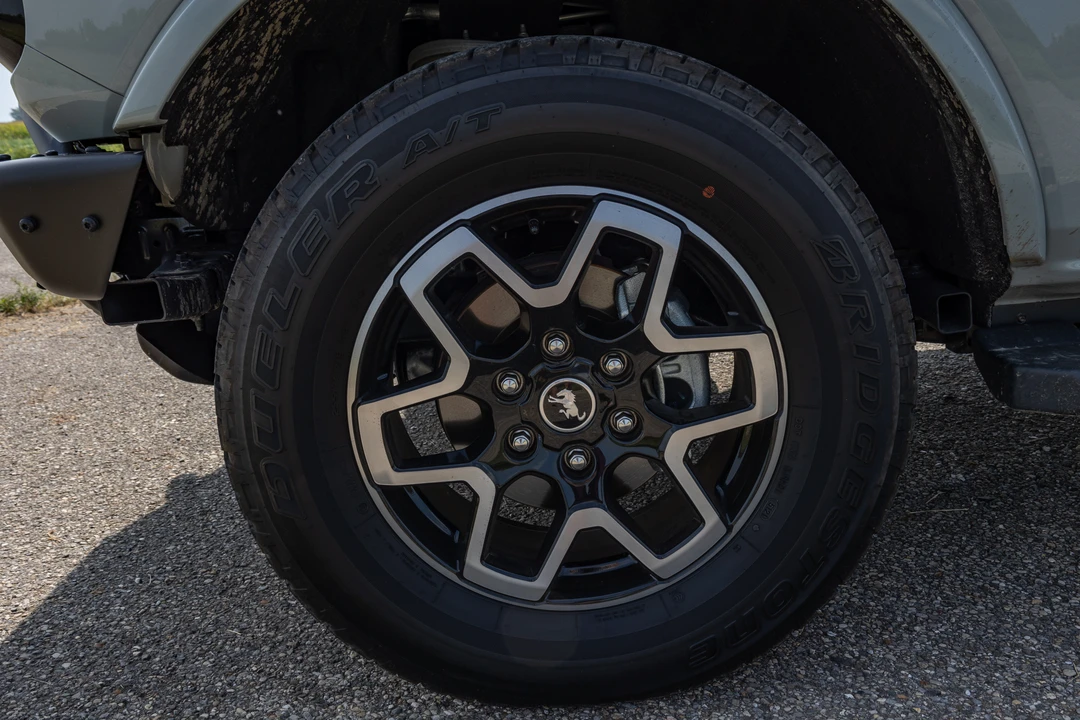 2022 Ford Bronco 6th Gen - Image 23 of 31