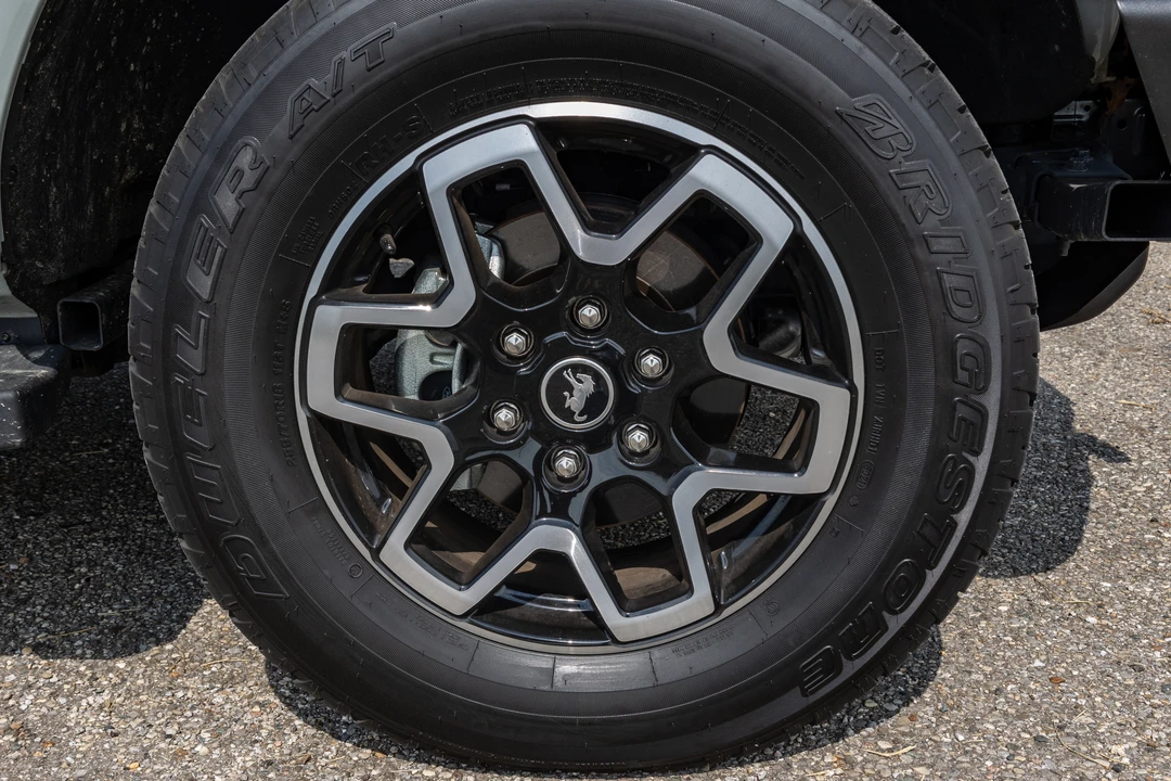 2022 Ford Bronco 6th Gen - Image 24 of 31