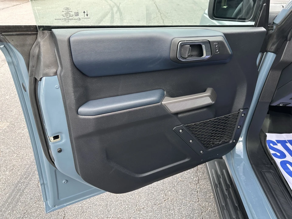 2022 Ford Bronco 6th Gen - Image 9 of 12