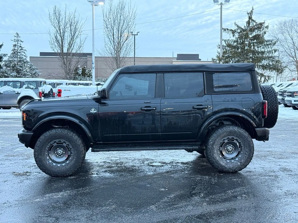 2022 Ford Bronco 6th Gen - Image 6 of 12