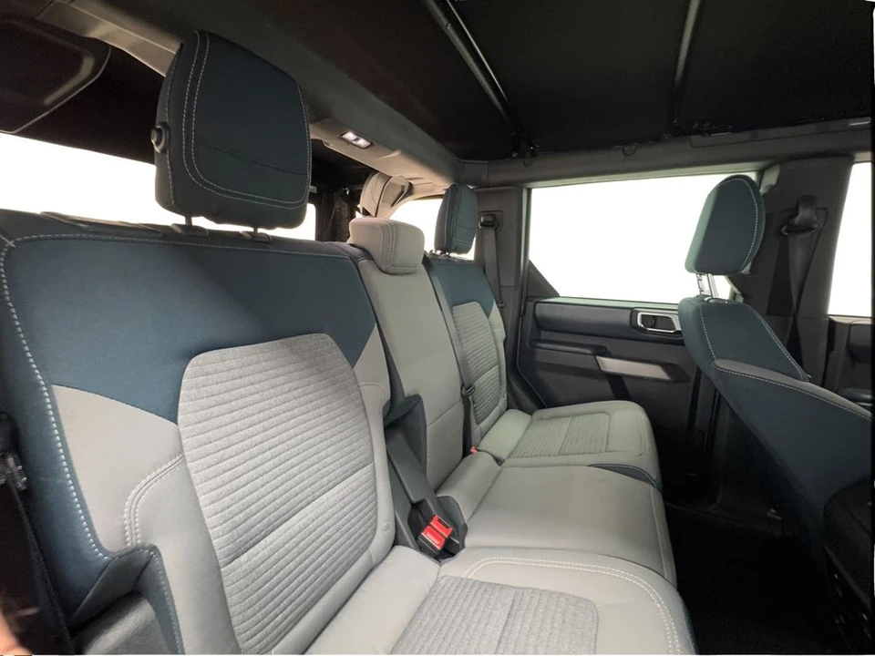 2022 Ford Bronco 6th Gen - Image 24 of 31