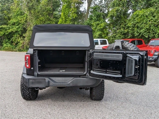 2022 Ford Bronco 6th Gen - Image 8 of 21