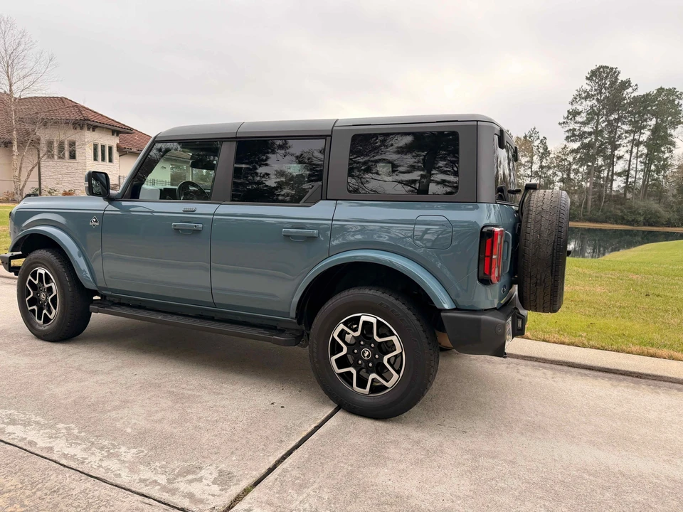 2022 Ford Bronco 6th Gen - Image 14 of 31