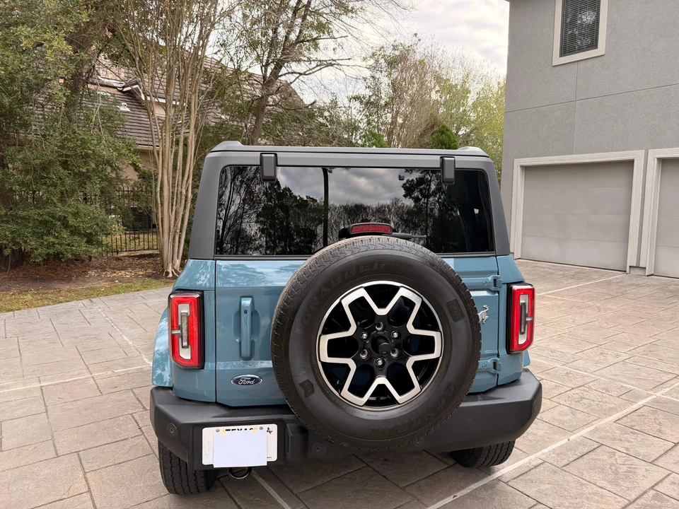 2022 Ford Bronco 6th Gen - Image 16 of 31