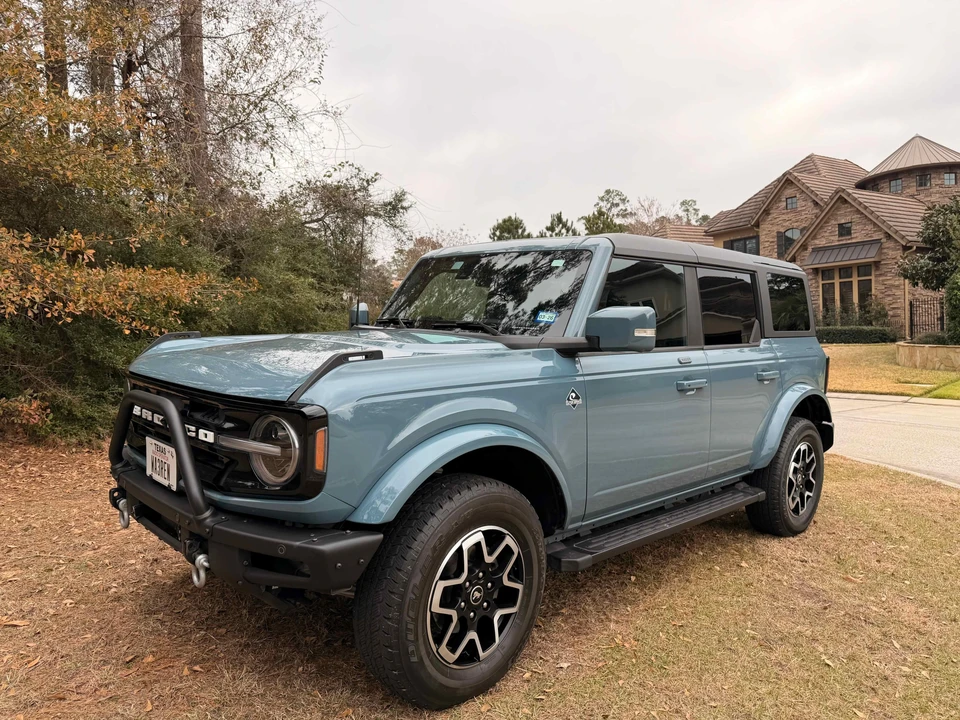 2022 Ford Bronco 6th Gen - Image 7 of 31