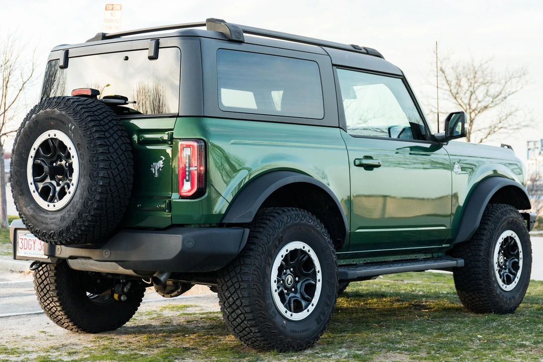 2022 Ford Bronco 6th Gen - Image 4 of 31