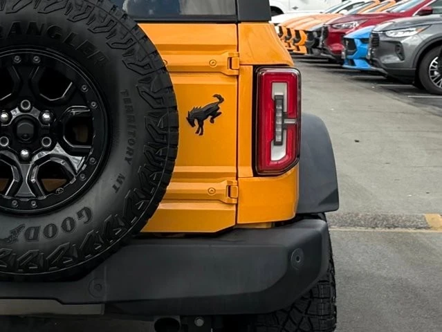 2022 Ford Bronco 6th Gen - Image 9 of 12