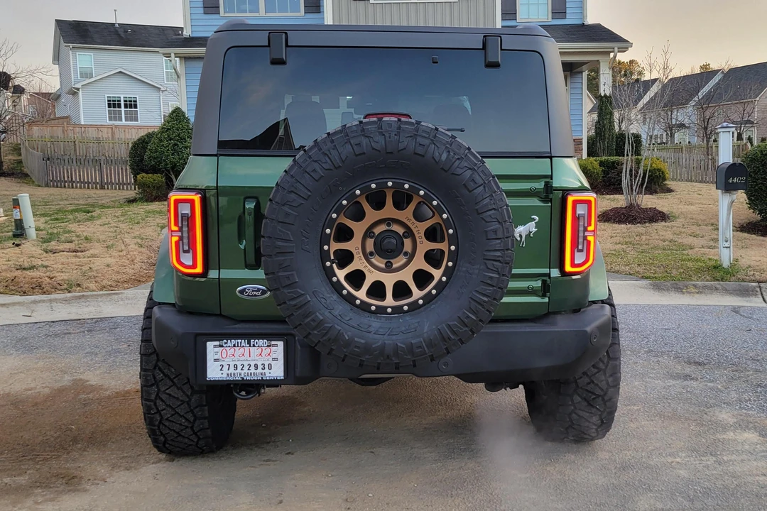 2022 Ford Bronco 6th Gen - Image 5 of 31