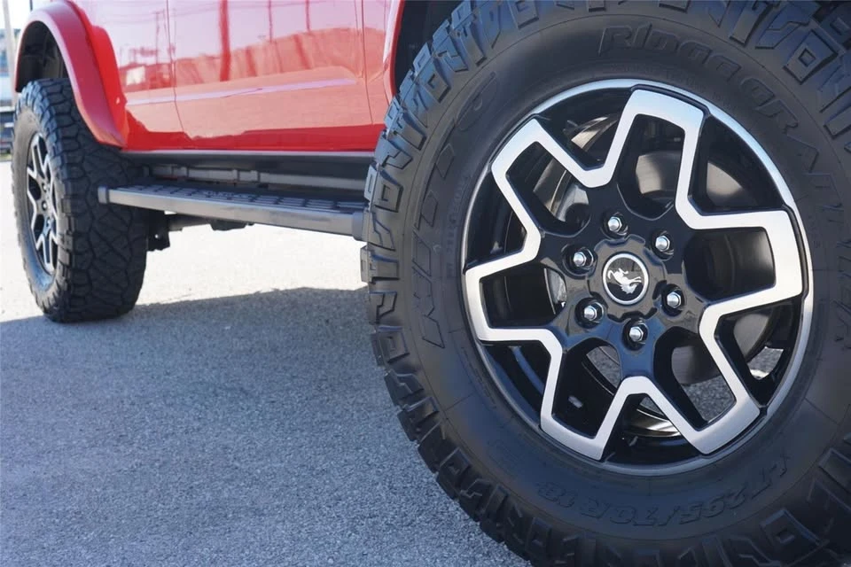 2022 Ford Bronco 6th Gen - Image 2 of 10