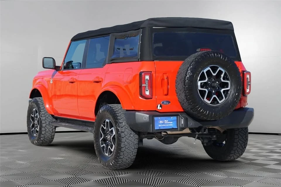 2022 Ford Bronco 6th Gen - Image 6 of 10